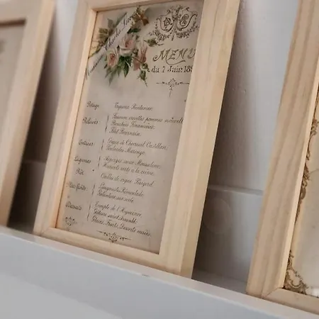 Les Hortensias Roses Duplex Apartment *